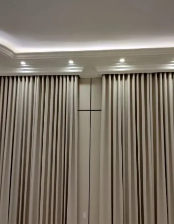 curtain-042-693fc99ab3537